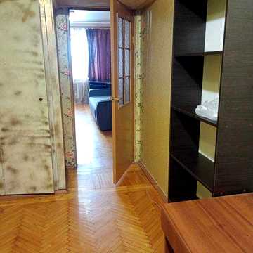 Продам 2х комн кв Салтовский р-н .Гвард Ширнинцев  . Отличная цена TB