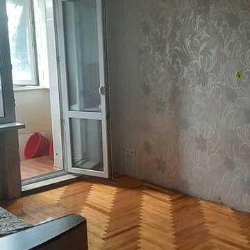Сдам 1-о кімнатну  квартиру