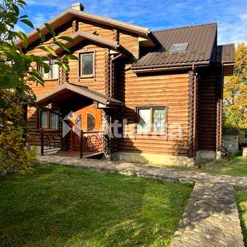 Продається затишний будинок р-н Кемпінгу.