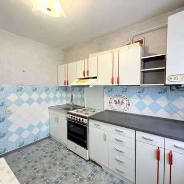 2к в цегляному будинку, зроблено індивід опалення. Проспект миру