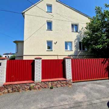 Продаж будинку в мікрорайоні Пирогово