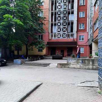 Продам СВОЮ  1-кв на ЗАПОРОЖСКОМ шоссе дом 48, Тополь-1