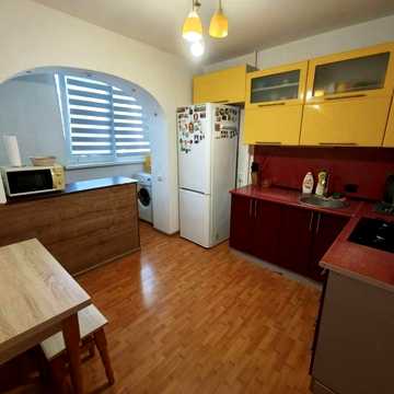 Продам 2 кімнатну квартиру на мікрорайоні м.Синельникове