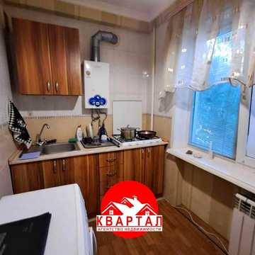 Продается 1 комн. квартира, в районе ТЦ Украина в хорошем состоянии