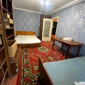 Продам 1-комнатную квартиру в Каменском,  Черёмушки