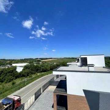 Продаж видового будинку в Лісниках