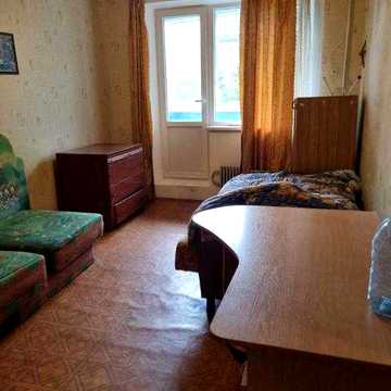 Продам 1 ком.квартиру, метро Индустриальная 5 минут.