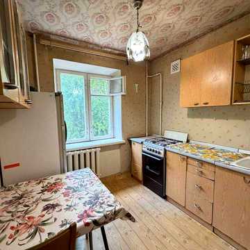 Продаж 1к квартири 32 кв.м. I вул. Високовольтна, 22