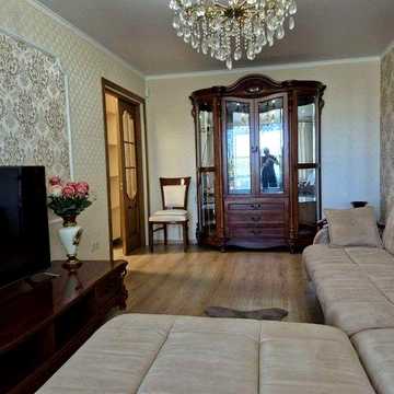 Продается 2 комнатная квартира с ремонтом в центре