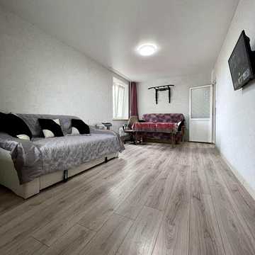 Продам квартиру в районе 7й школы