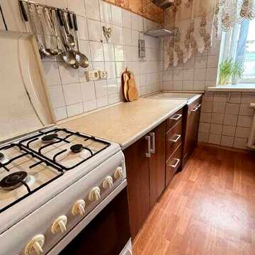Продам 3 х комнатную квартиру ул. Пастера, ЦЕНТР, Озерка