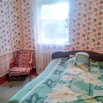 Здам в оренду 1\2 частину будинку на 5-ти кутах, дві окремі кімнати, 4500грн. за все (разом з комуналкою)