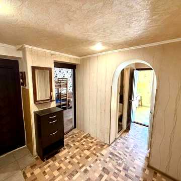 Продам 2 кімнатну квартиру  на Ак. Корольова