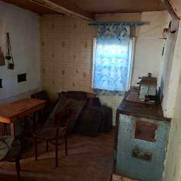 Нерухомість будинок загородний