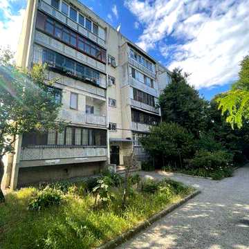 Продам 2-кімн квартиру в малоквартирному спецпроекті на вул. Ген. Вишневського