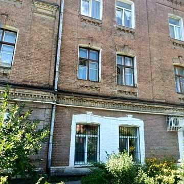 Продаж 2к квартири 54.6 кв. м на вул. Стрілецька 65 з індивідуальним ремонтом