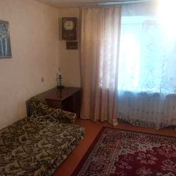 2к квартира перехрестя Космонавтів і Келецька