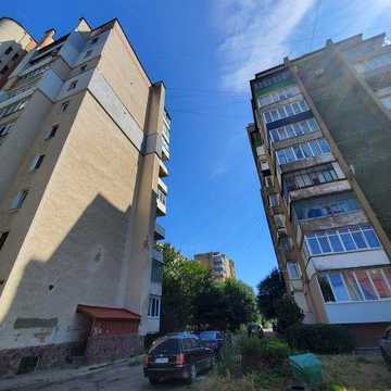 2к Цегла 2 поверх Поруч ЦЕНТР Покращене планування !