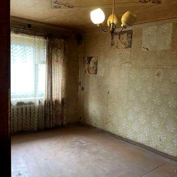 Продам 2х кімннатну квартиру по вул.Українська!