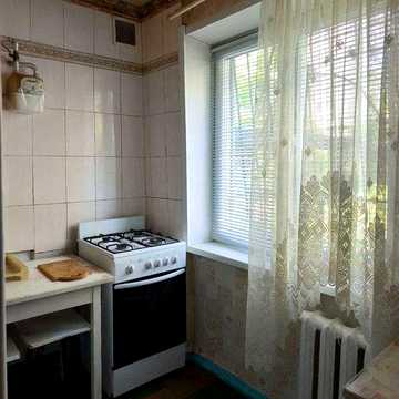 Продам 3-кімнатну квартиру на вул. В’ячеслава Чорновола