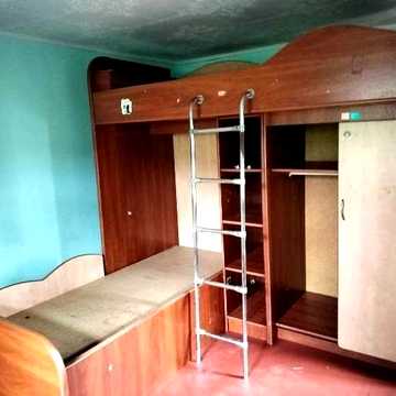 Здам двухфасадний будинок , частково без меблів та техніки! 3 кімнати,в Центрально-Міському районі. Гарне тихе місце! Можна  з тваринами! Є вольєр!