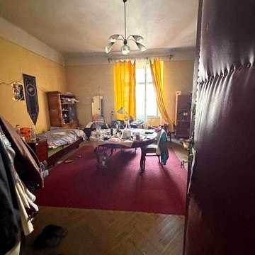 Продаж 2 кім квартири, вул. Стефаника (навпроти бібліотеки)