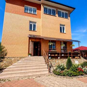 Продам срочно дом  с .Лески