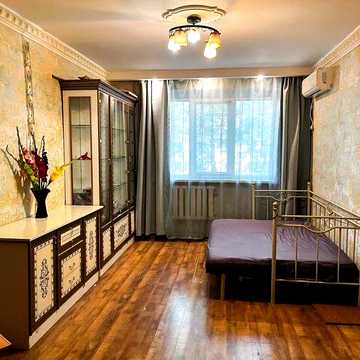 Продам 3-к квартиру, вул. Алмазна 7, Алмазний, ремонт, паркомісце