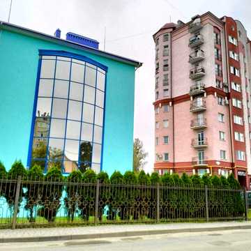 Продаж видової квартири. Євродвушка біля озера