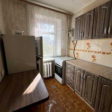 м. Шулявська пішки 1 кімнатна квартира вул. О.Тихого (Виборська) 55/13