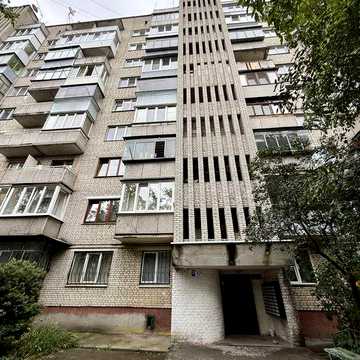 Оренда 1-кімнатної квартири 38 м² на вул. Яцкова | Центр