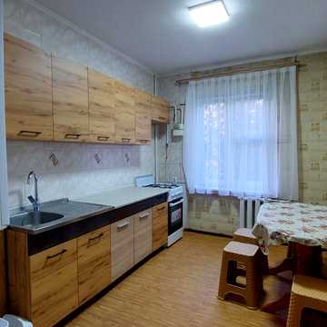 Незалежності вул. (Армійська), 21