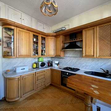Богомольця 7/14. Продаж статусної квартири в Києві