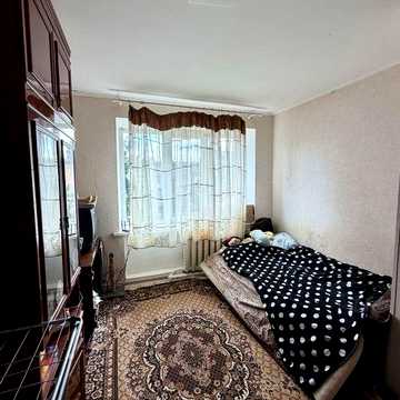 Продаж 1 кім.квартири ( Новомиколаївка)