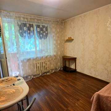 Здам 1кім, Севастопольська площа