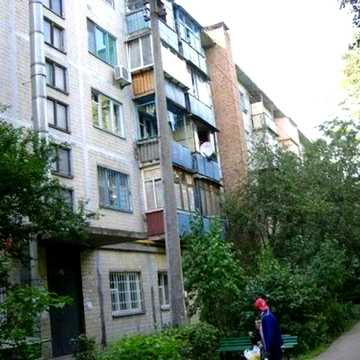 Продаж 2 кімн Виговського 12г