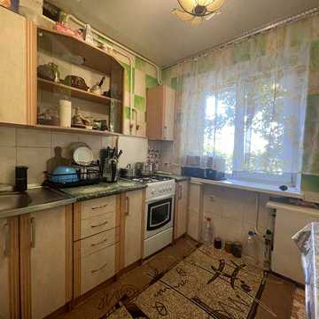 3 кімнатна квартира 1/2 поверх район Црб