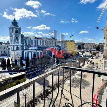 Здам 3 х кімнатну сталінку у центрі з євро ремонтом і АО