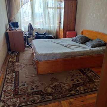3 кімн кв .Хортицький район, вул Світла.