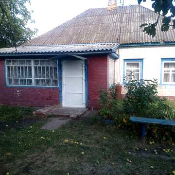 Продам  дворище з пічним опаленням