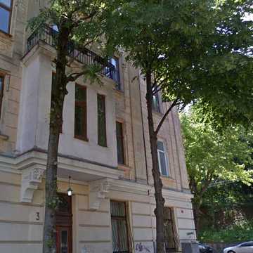 Продаж 2-к.квартири біля Парку культури, з ремонтом