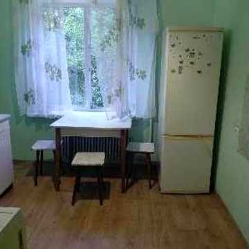 +Продам 2 ком. квартиру ул.Нижнеднепровская, жилая 17000 дол. р-н набережной