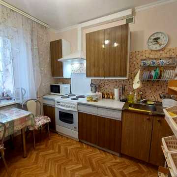 Аренда 2 х комн квартиры ул Грушевского52/ядова
