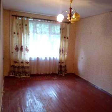 Продам 2кім.квартиру. Молодіжний.