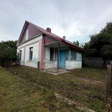 Продаж частини будинку поблизу м. Дубно