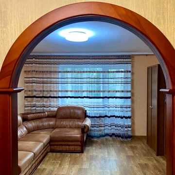 Продаж 3 кімнатна квартира (чешка) 5 Зарічний поруч Бродвей