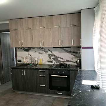 Продам 3-х кімнатну квартиру в будинку барачного типу по вул. Леонтовича