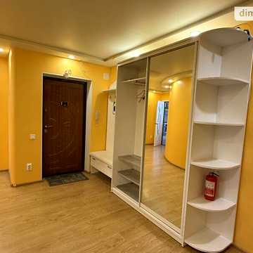 Довгострокова оренда 4к Квартира Келецька вулиця