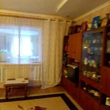 Продаж 3х кімнатної квартири в одноповерховому будинку.Ярмолинці