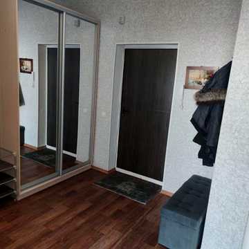 Сдам 2-комн квартиру на Пирогова